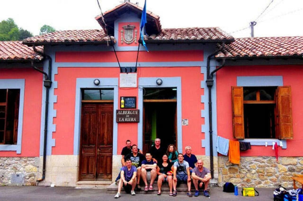 Alojamiento covadonga La Riera  Exterior foto
